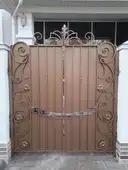 Фото Кованое ограждение частного особняка